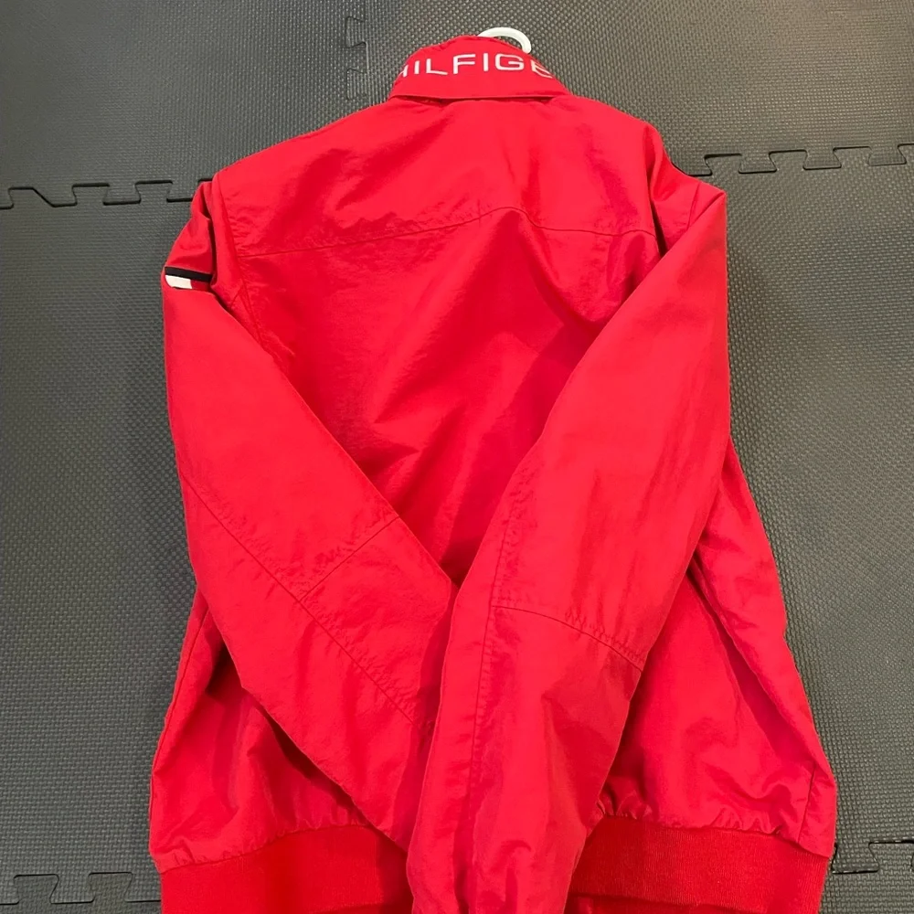 Tommy Hilfiger light winter jacket red in color - Picture 5 of 7